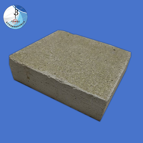 氣凝膠復(fù)合板(專利產(chǎn)品：實(shí)用新型專利證書(shū)，專利號(hào)ZL2023 2 1041840.3)
